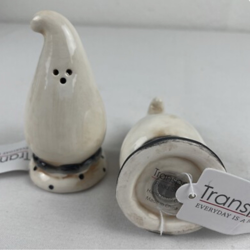 Johanna Parker Black & White Halloween Gus Ghost Salt & Pepper Shakers NIB! - Picture 3 of 8